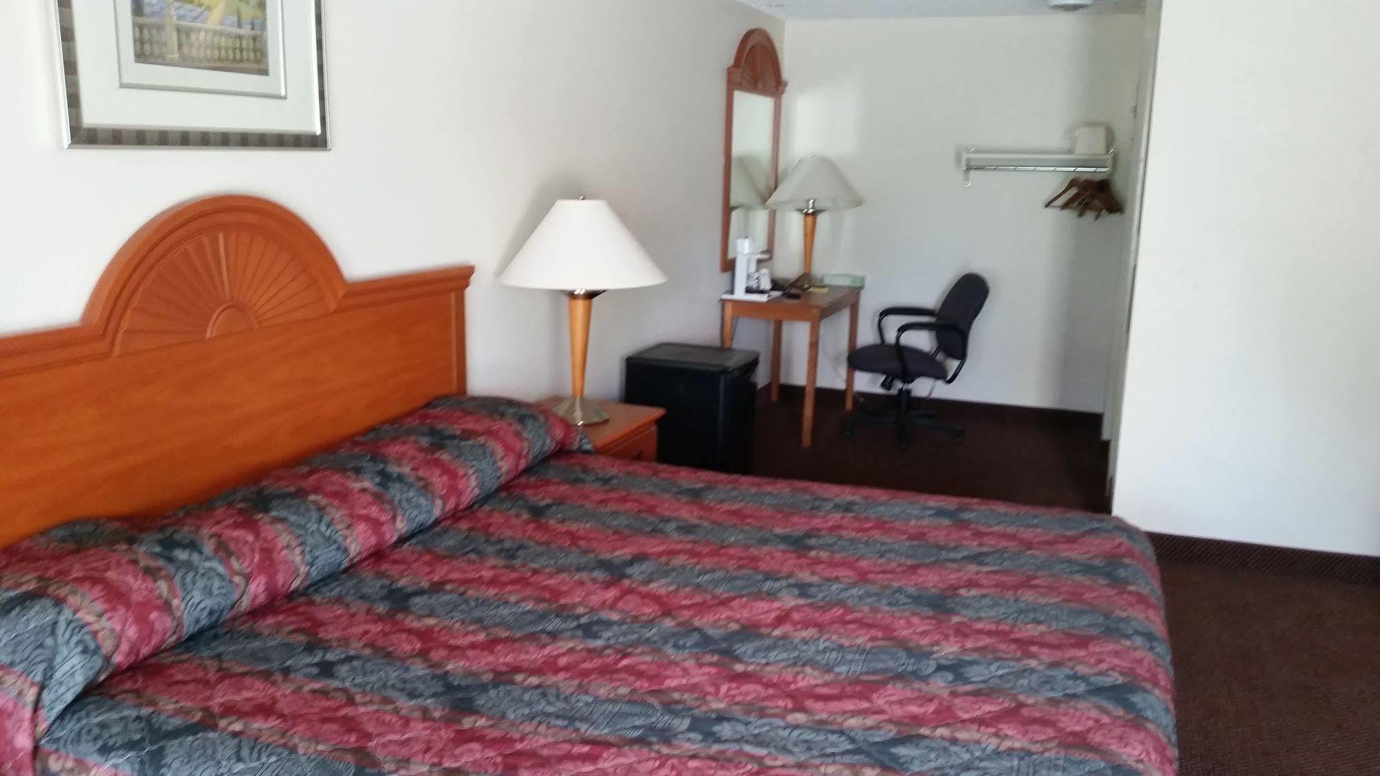 Mayfield Inn Clarion Extérieur photo